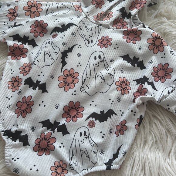 hooded bodysuit size 80 (12 months) ribbed ghosts - Picture 2 of 3